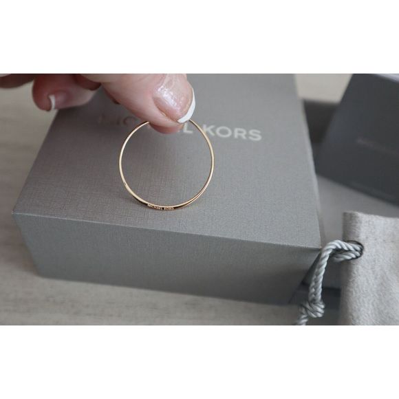 Michael Kors MKC1409AA Women's Small Gold Ultrathin Whisper Hoop Earrings $95 - Picture 6 of 7